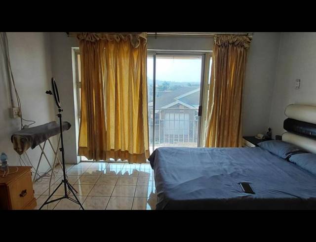 4 BEDROOM HOUSE FOR SALE IN WOODVIEW